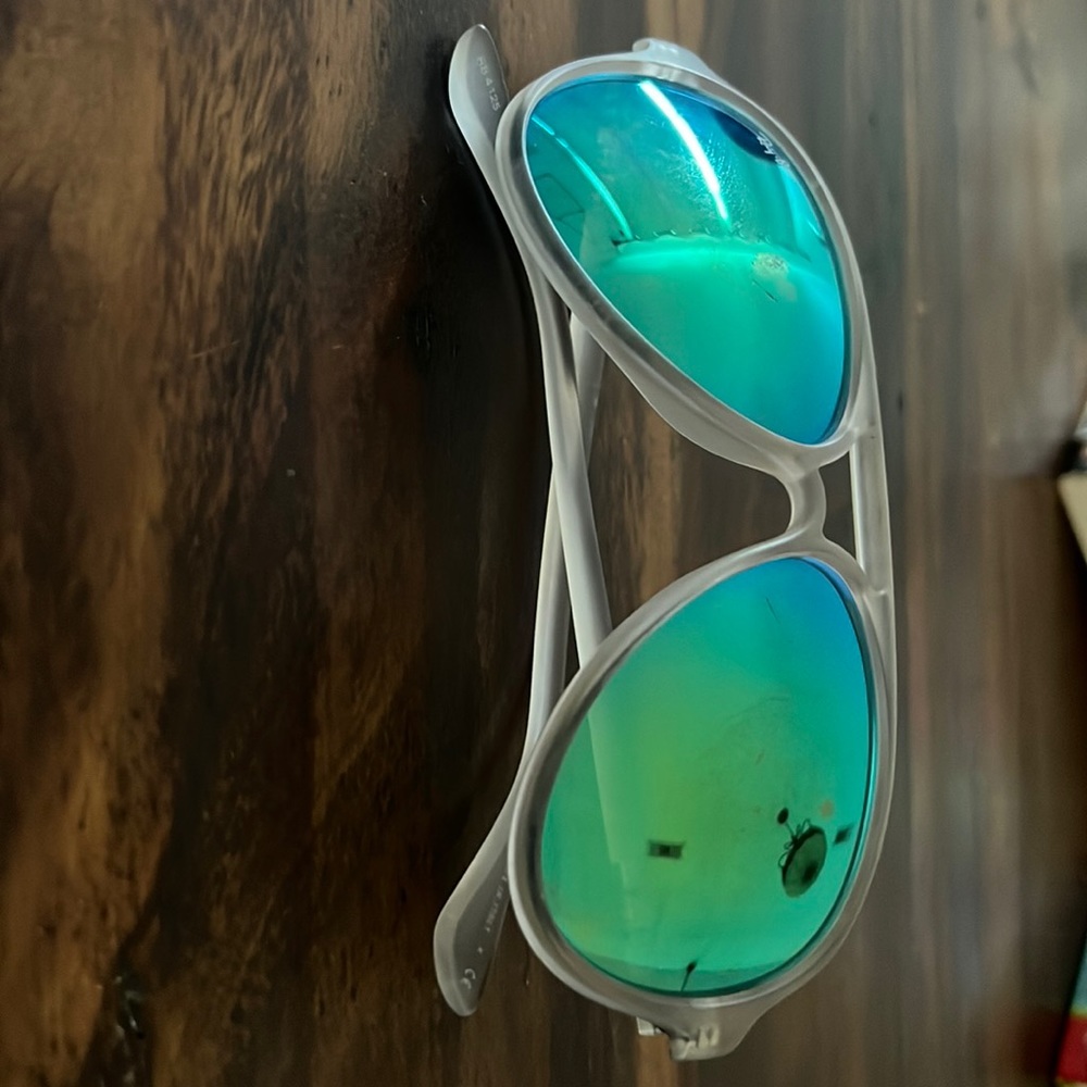 Ray ban aviator sunglasses
